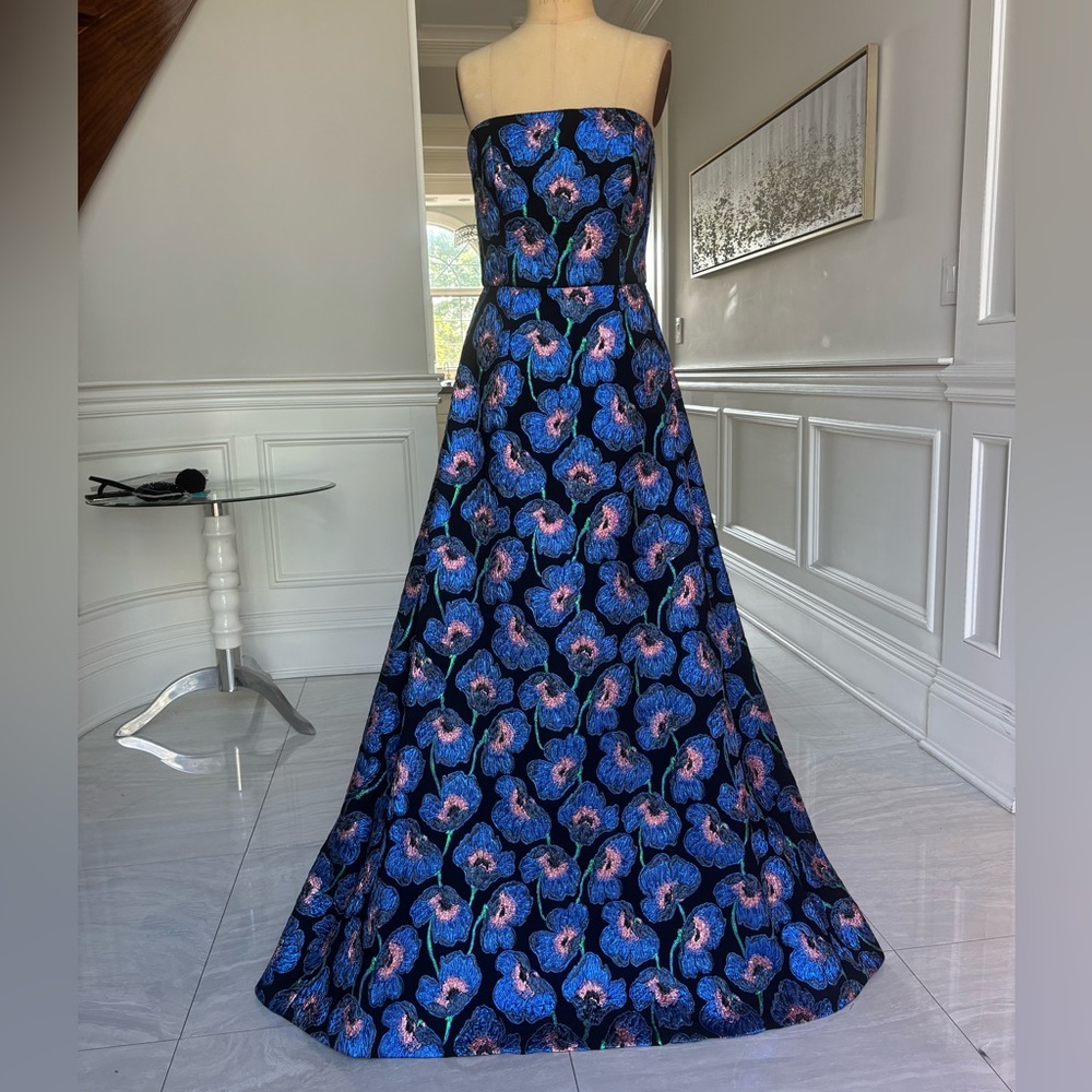 NWOT Carolina Herrera Floral Jacquard Black and Blue Floral Strapless Gown